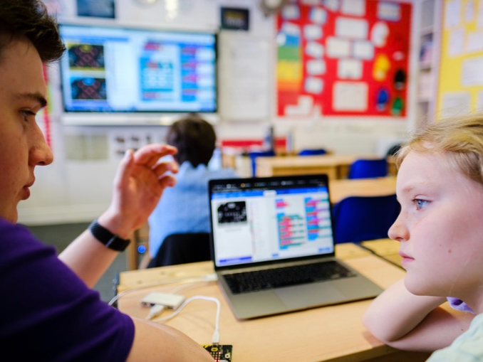 Explorers: Minecraft Builders Edition — Holiday Camp at Bevington Primary School
