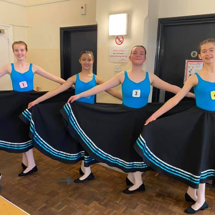Grade 7 Ballet at Acton Ballet — Class at Ruskin Hall
