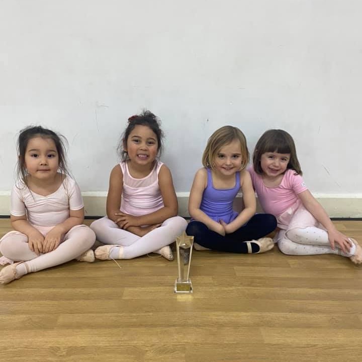Primary Ballet, Acton Ballet — Class at Ruskin Hall