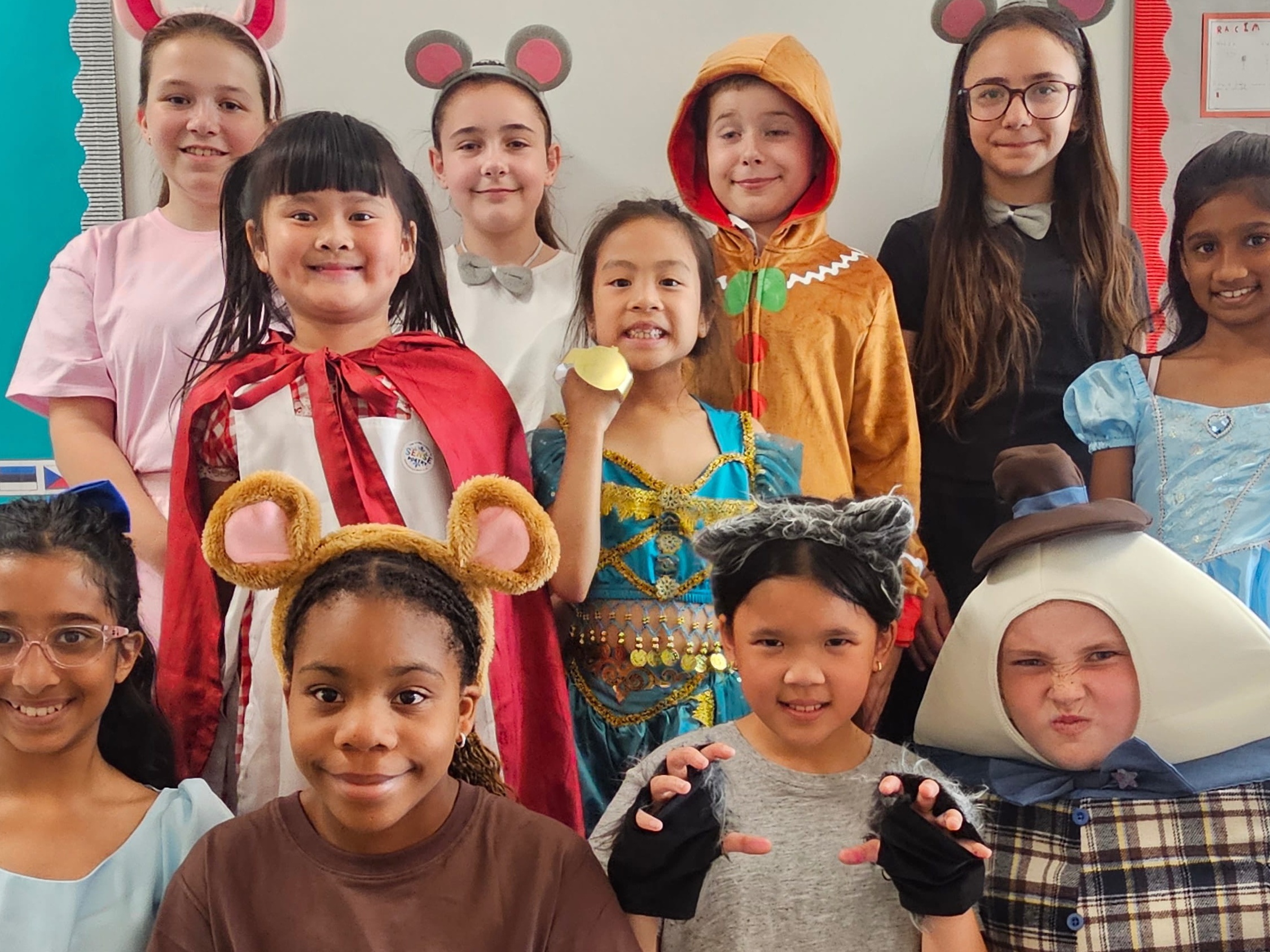 Thursday Theatre Academy Juniors — Class at Dockland Settlements 