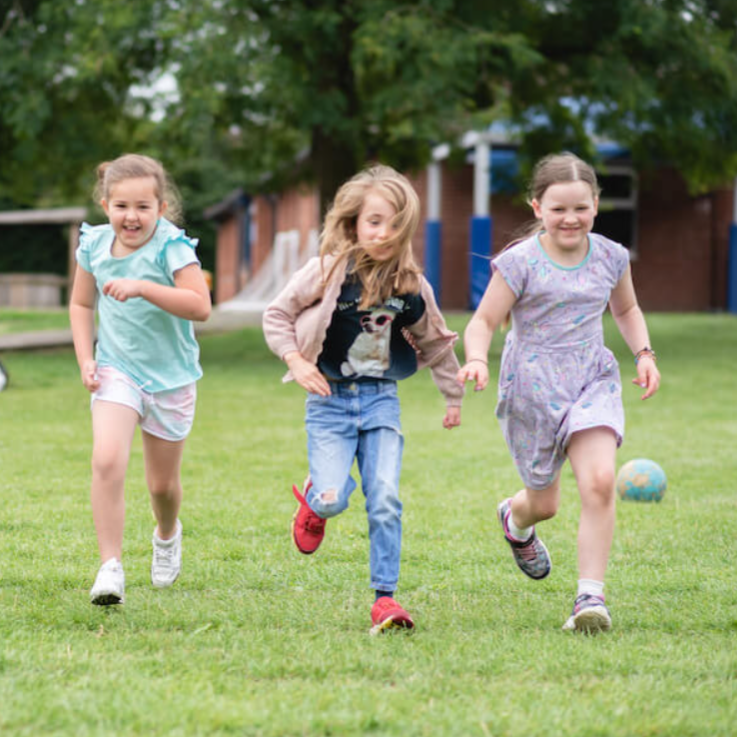 Fun Fest Holiday Club Worcester Park — Holiday Camp at Malden Parochial Primary School